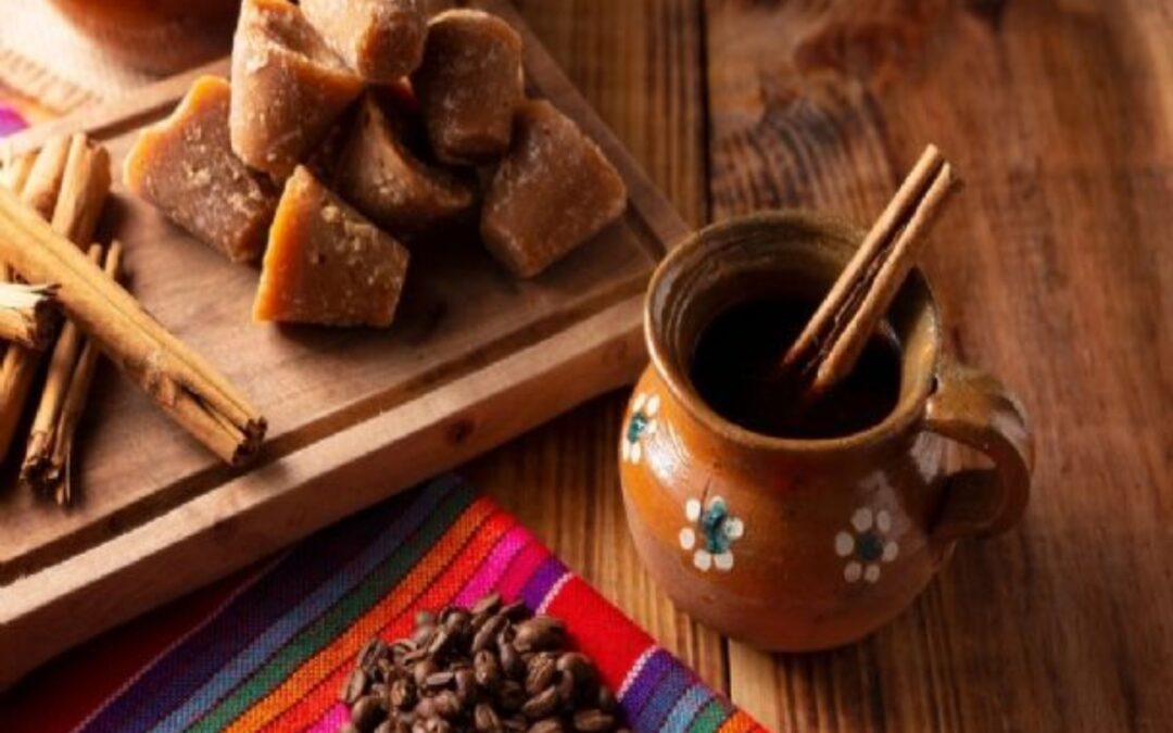 Café de olla con piloncillo, la receta perfecta de esta bebida mexicana