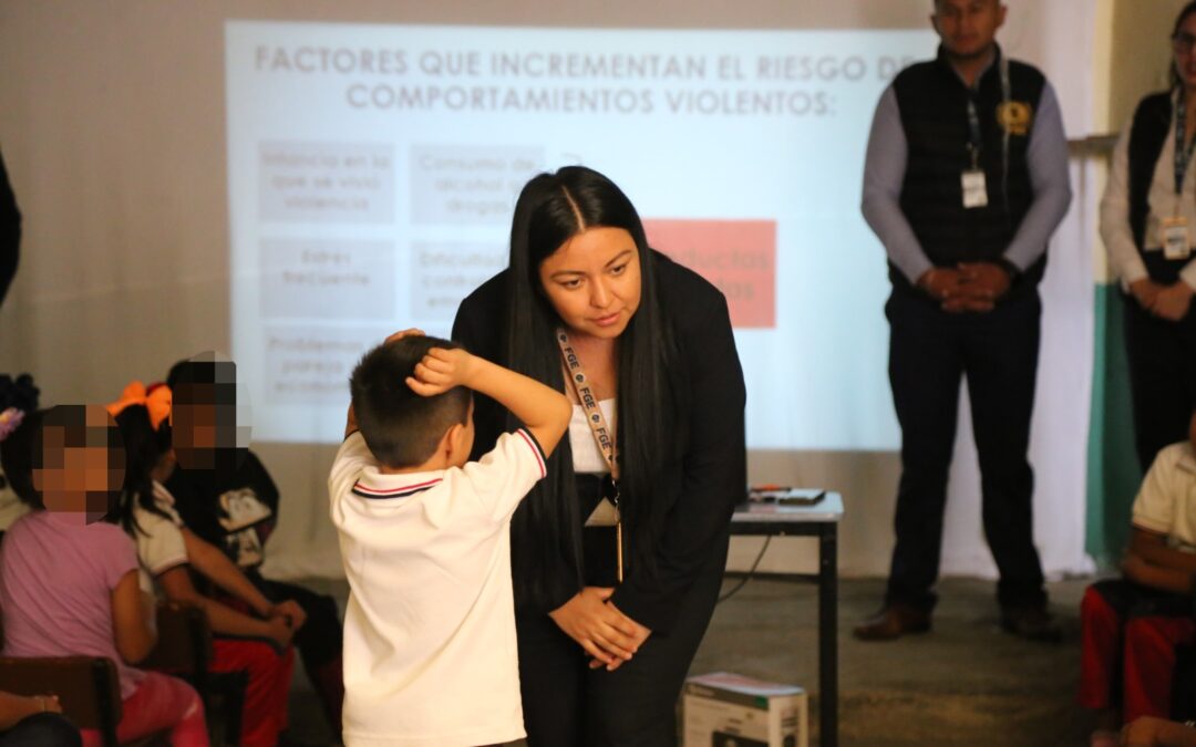 Realiza FGE jornada de talleres sobre “Violencia Familiar, Delitos Cibernéticos, Bullying y Drogadicción” en escuela primaria de Morelia