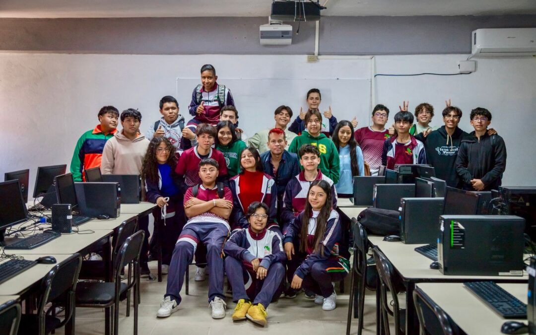 Estudiantes del Cecytem comparten experiencias con jóvenes de Colombia y EUA