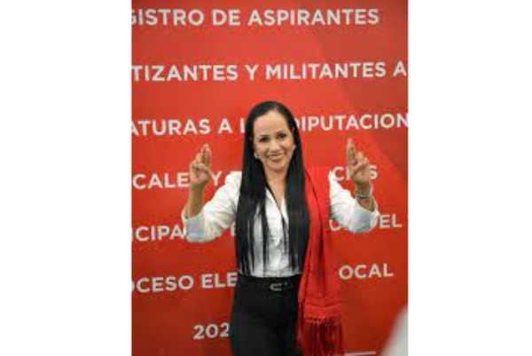 “Continuaremos trabajando por los apatzinguenses”: Julia Lila Ceja