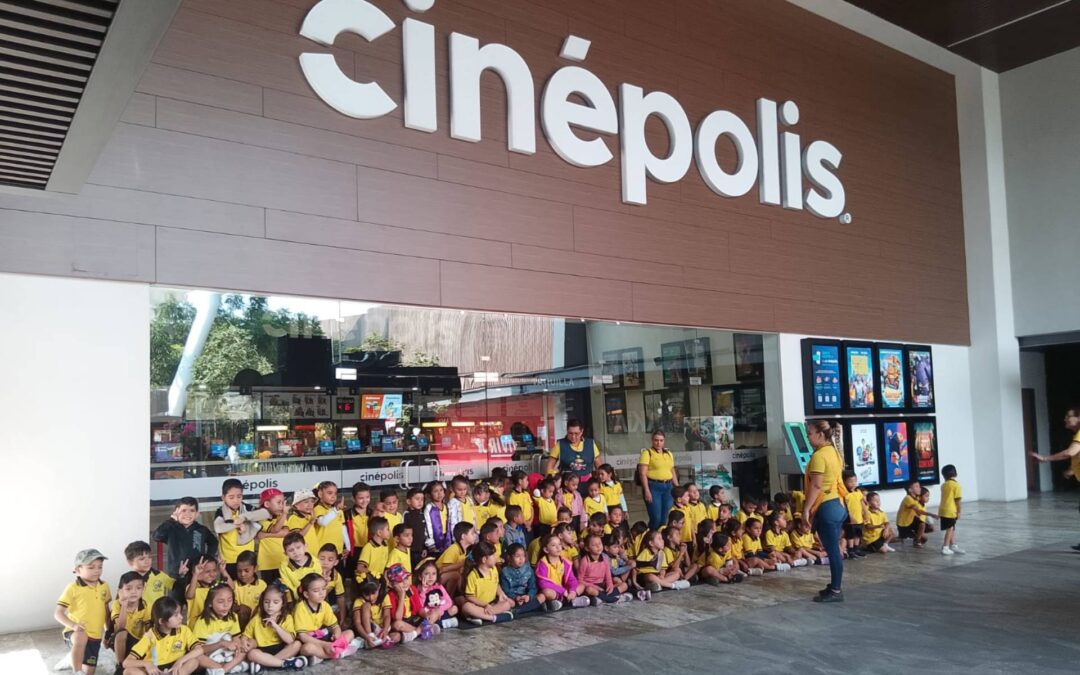 Una Aventura Cinematográfica en Paseo Akia: Educando e Inspirando a la niñez