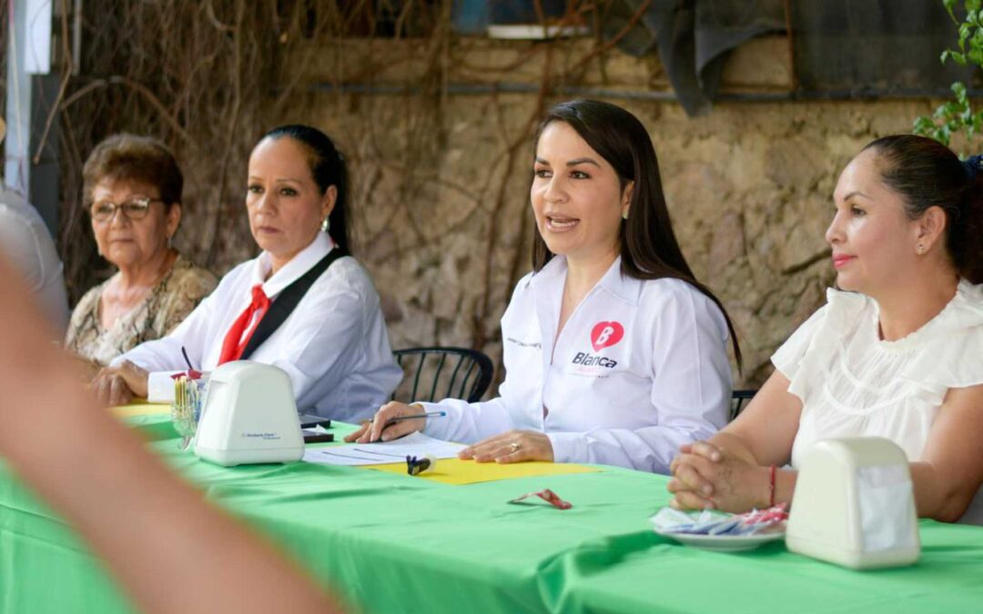 Un Apatzingán próspero y unido, compromiso de Blanca Álvarez”