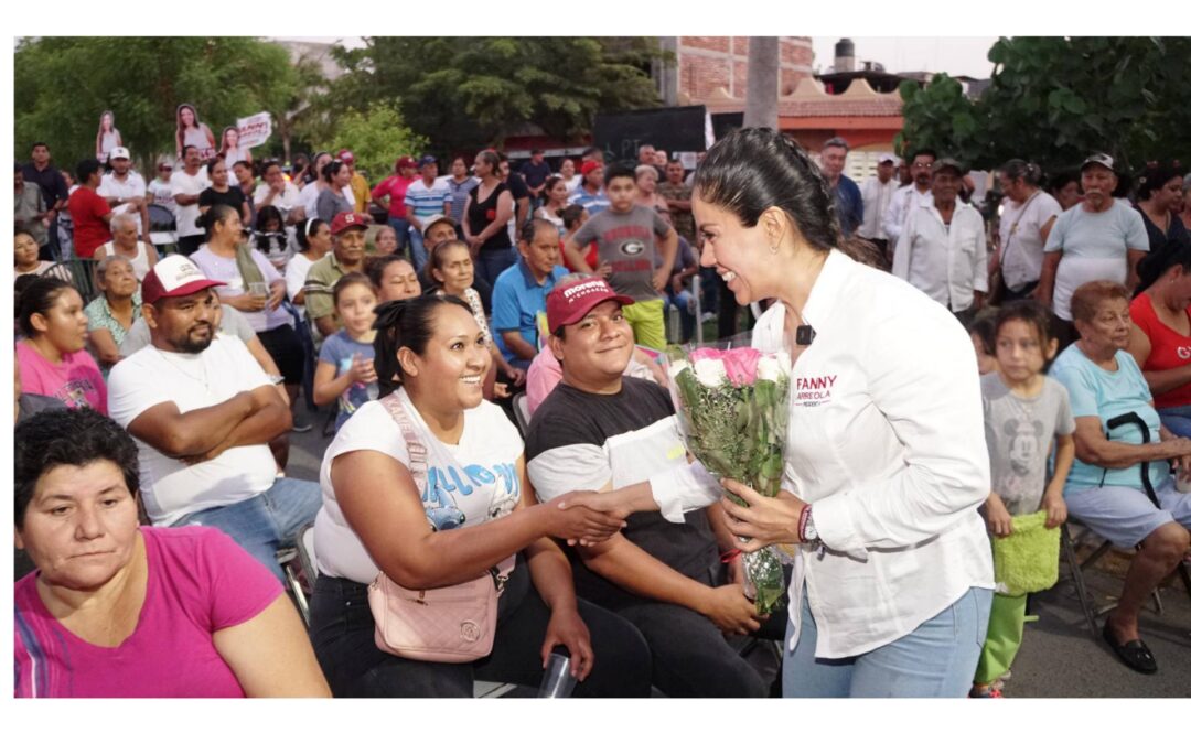 Fanny Arreola: Unidad y Apoyo Popular en su Camino a la Alcaldía de Apatzingán