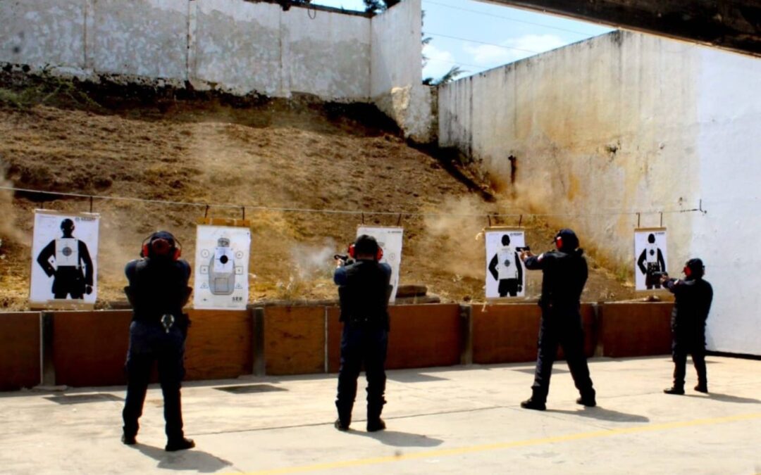 Capacitan a policías auxiliares para mejorar desempeño y habilidades