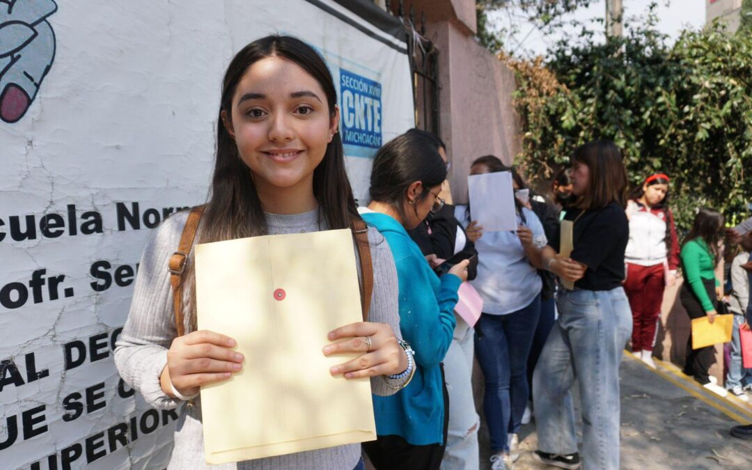 Mañana, último día para entrega de fichas para Escuelas Normales
