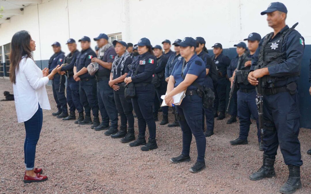 Fortaleceré a la Policía de Apatzingán, con equipamiento y capacitación constante: Fanny Arreola.