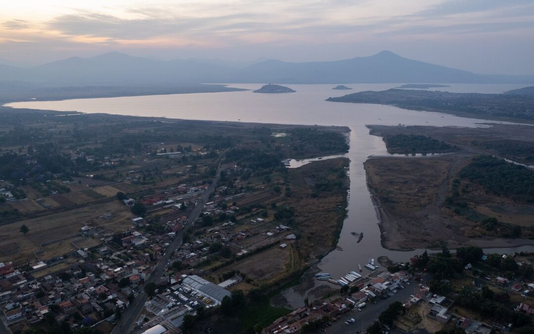 Se ampliarán empleos temporales para reforestar cuenca del lago de Pátzcuaro