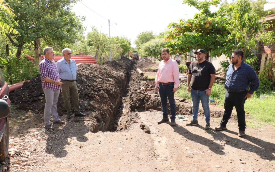 Avanzan obras con gran sentido social en las colonias La Joya y Nueva Revolución de Apatzingán