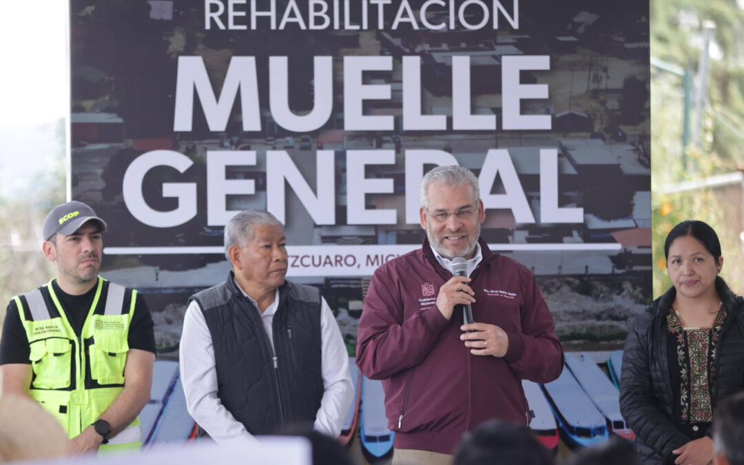 Bedolla arranca rehabilitación del muelle general del lago de Pátzcuaro