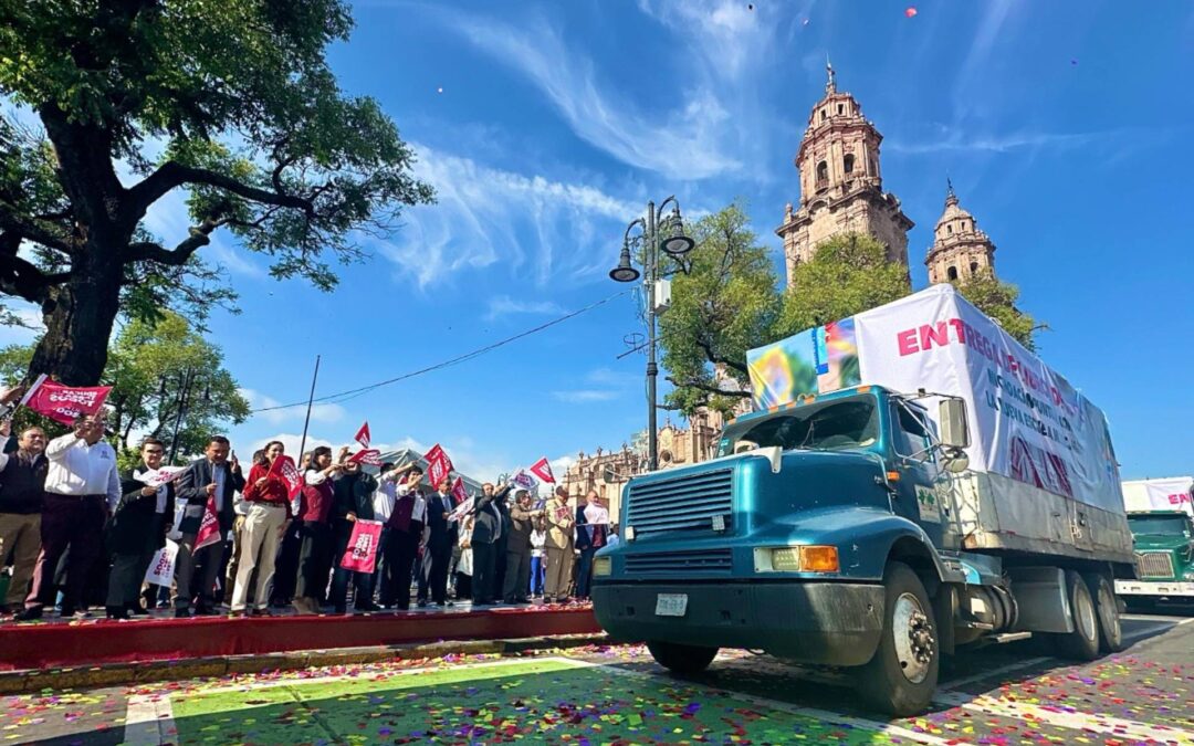 Arranca entrega de 6 millones de libros de texto; por primera vez hay en lenguas indígenas: SEE