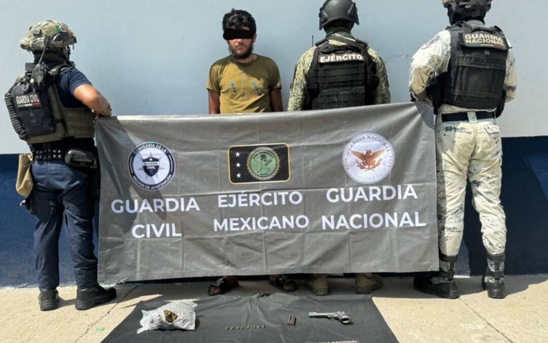 Elementos del Ejército Mexicano, Guardia Nacional y Guardia Civil lograron la detención de «El sin Tripas» principal generador de violencia y extorsionador del Sector Limonero, en Michoacán.