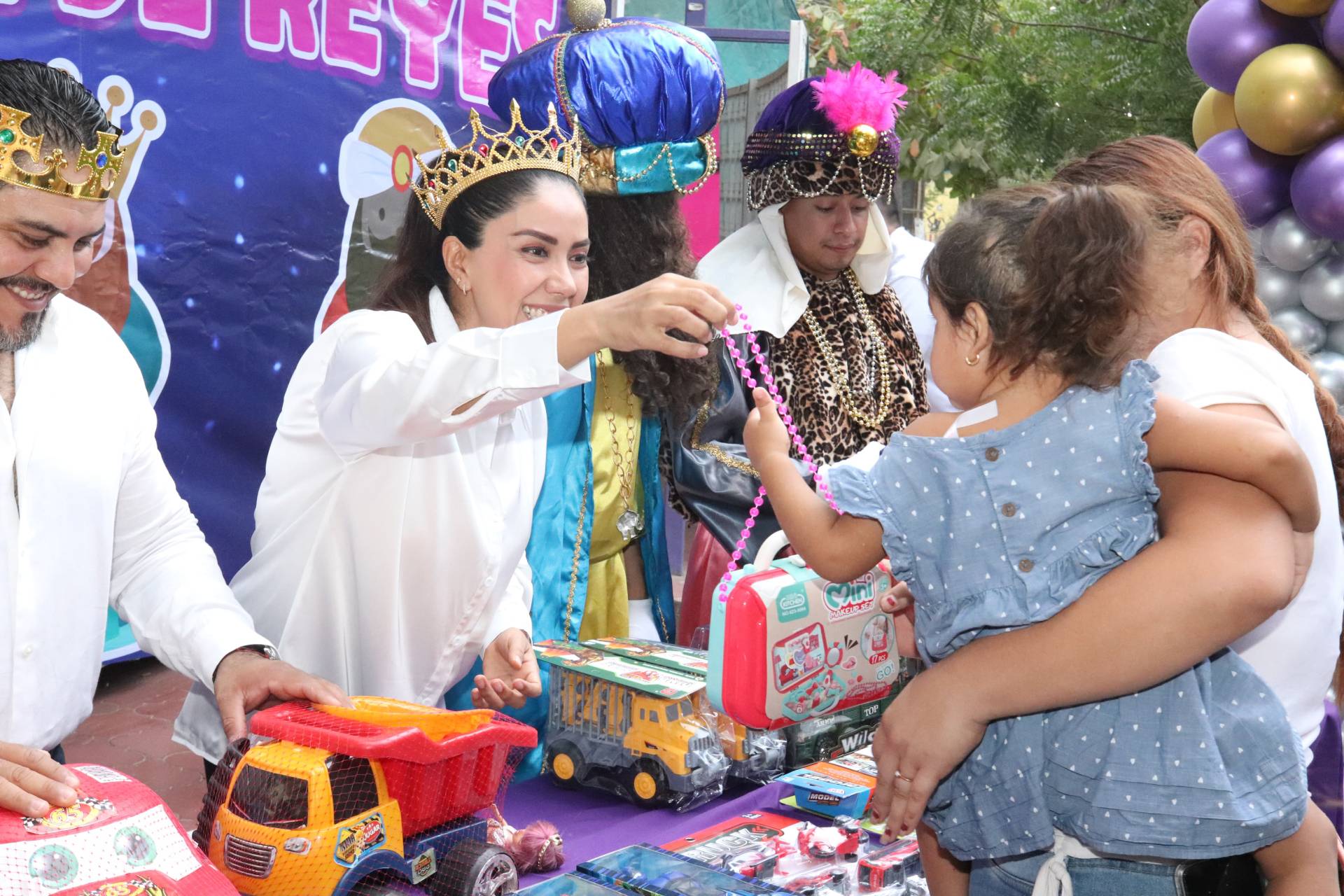 apatzingán_celebran_en_grande_el_día_de_reyes_6_B