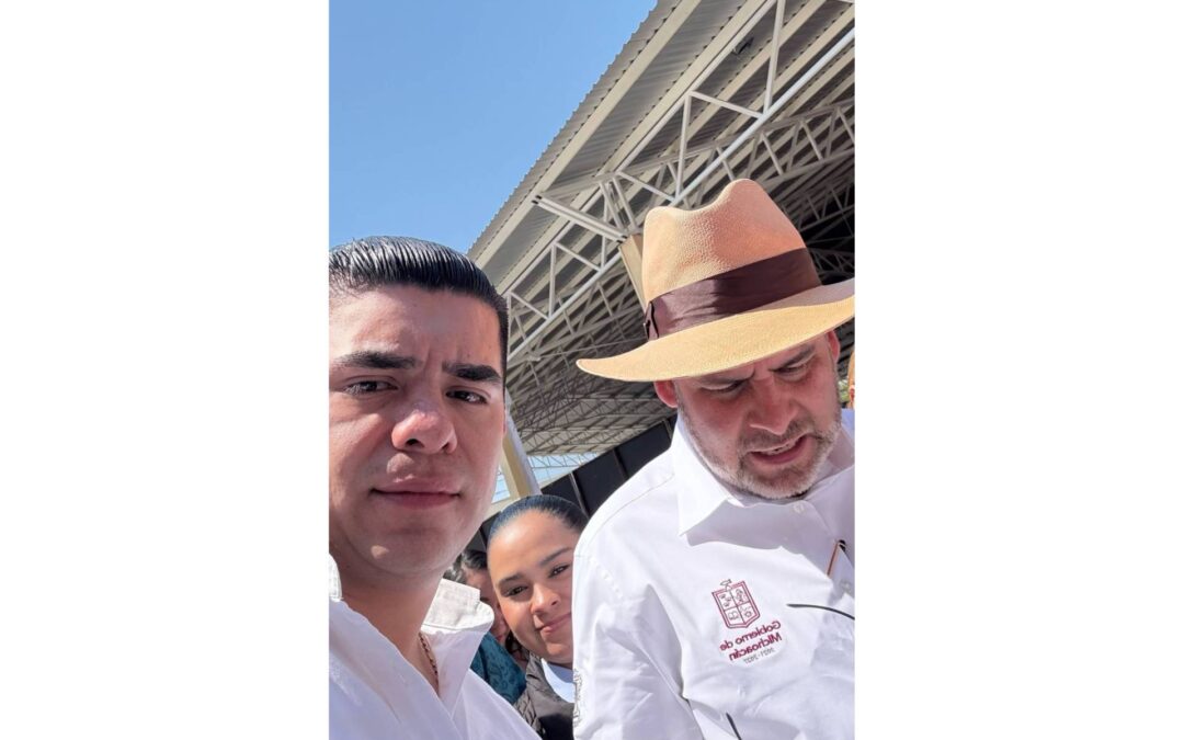 Hugo Molina asiste a las Audiencias Públicas del Gobernador Alfredo Ramírez Bedolla en Apatzingán.