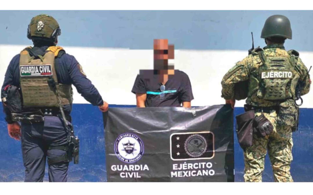 Detenido hombre con dosis de marihuana y metanfetamina en Apatzingán