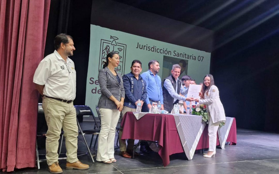 Egresa la generación de Servicio Social 2024-2025 de pasantes de: medicina, odontología y nutrición de la Jurisdicción Sanitaria 07