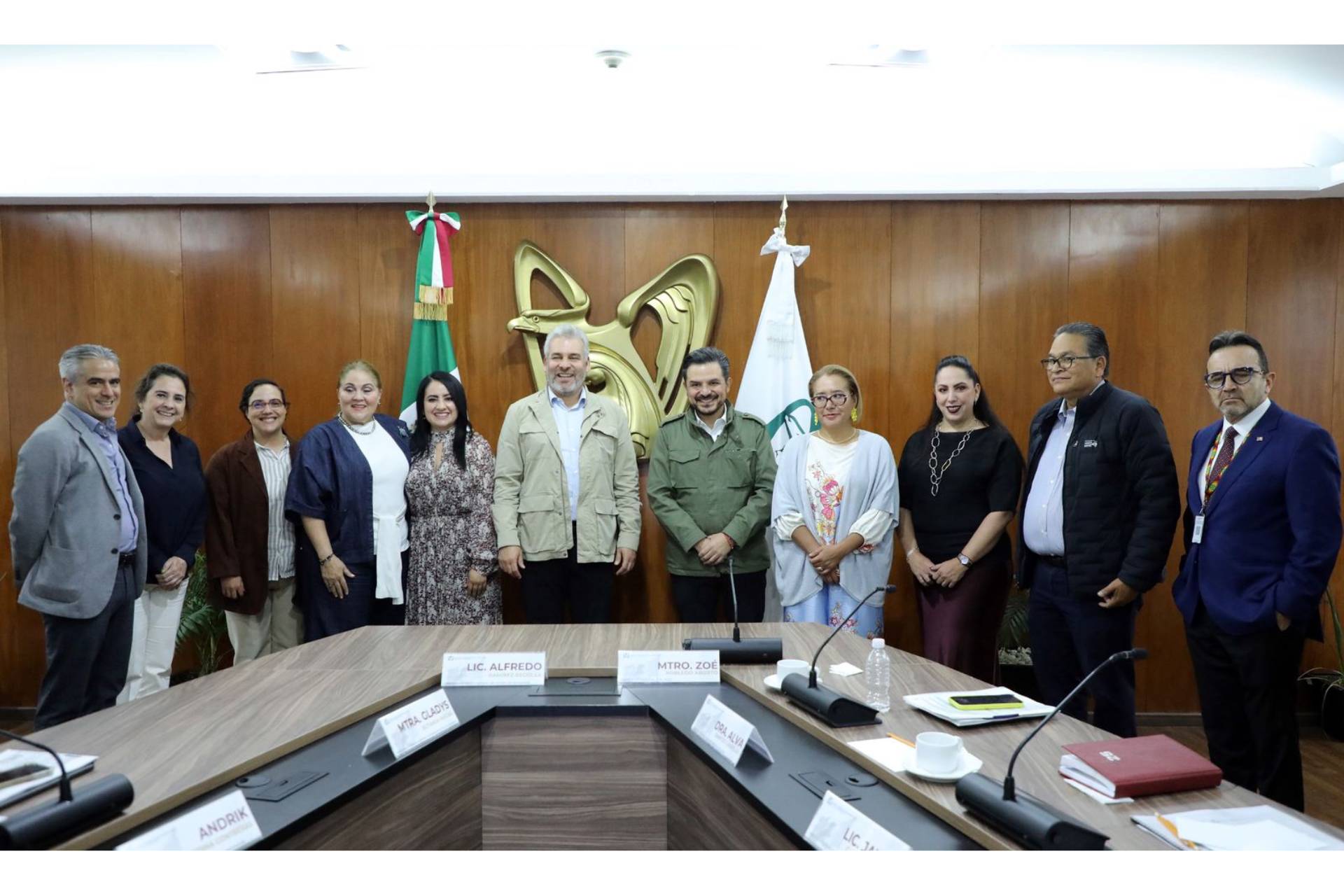 Zoé Robledo y Alfredo Ramírez Bedolla avanzan en ruta de trabajo para fortalecer al IMSS en Michoacán