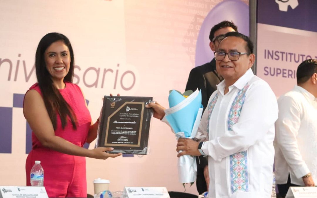 Fanny L. Arreola reconoce el «Alma» del TecNM Cmpus Apatzingán: docentes, alumnos y familias.