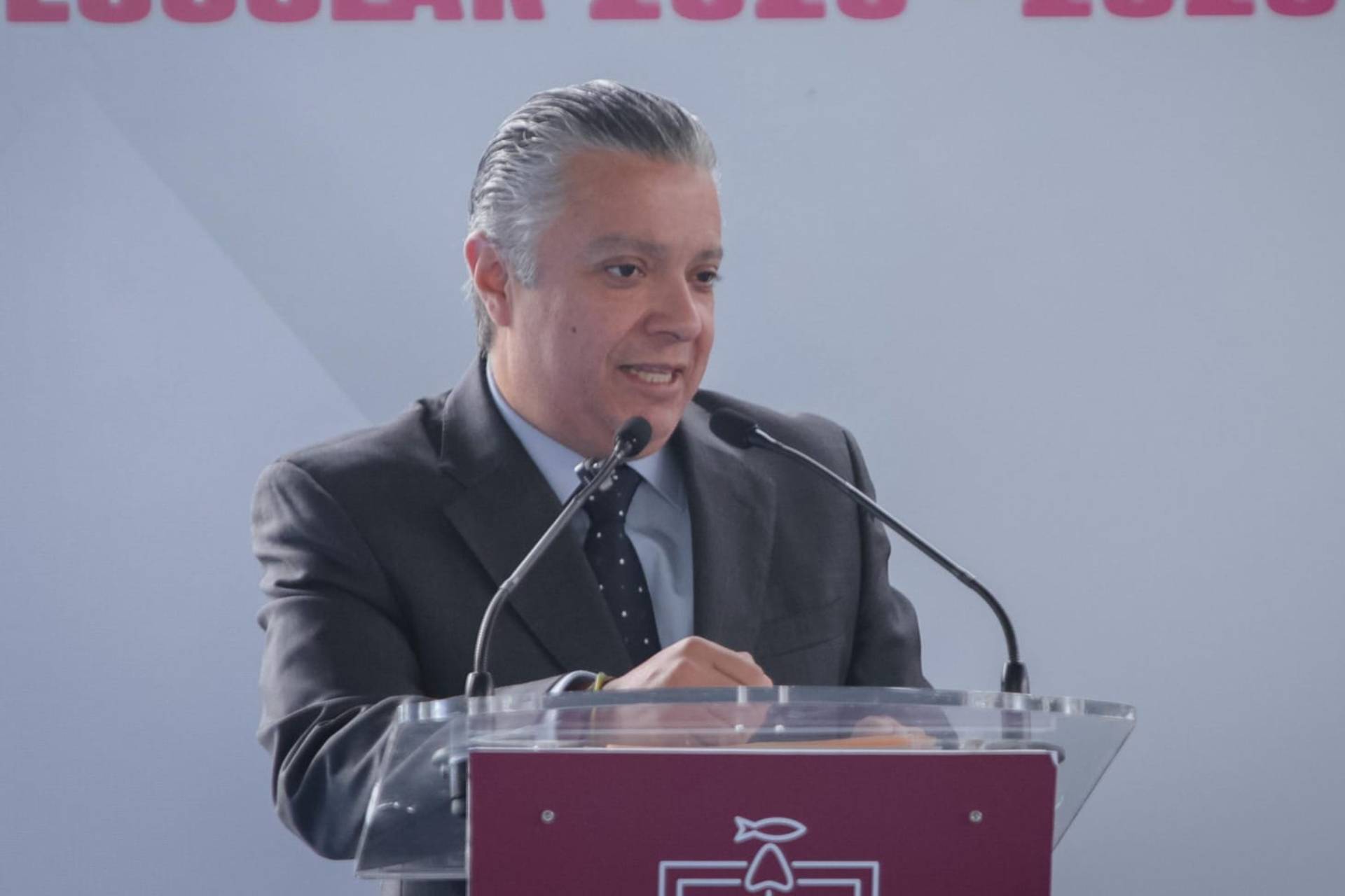 UMSNH recibirá íntegro su presupuesto 2025; Gobierno de Michoacán compensará el ajuste federal: Navarro García