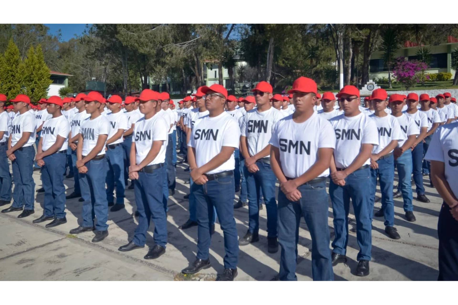 La Secretaría de la Defensa Nacional invita a las y los jóvenes a cumplir con su deber ciudadano.