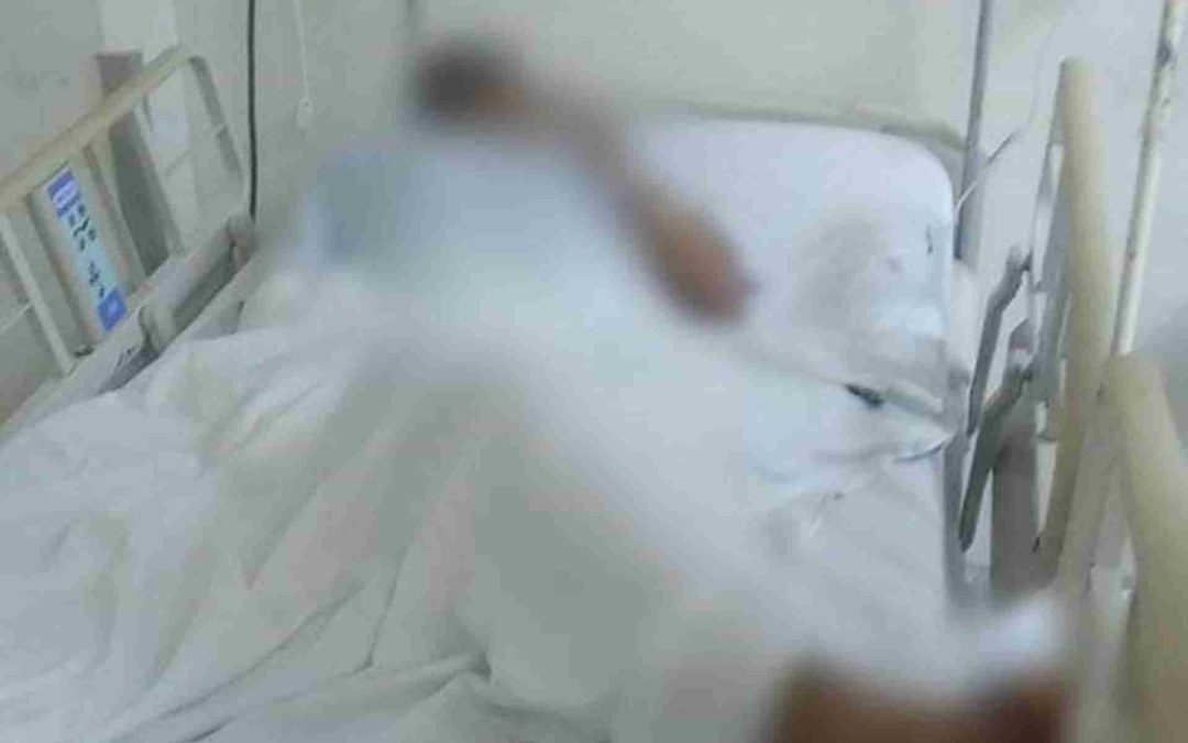 Agresión en mercado municipal de Apatzingán, deja a un idengente herido.