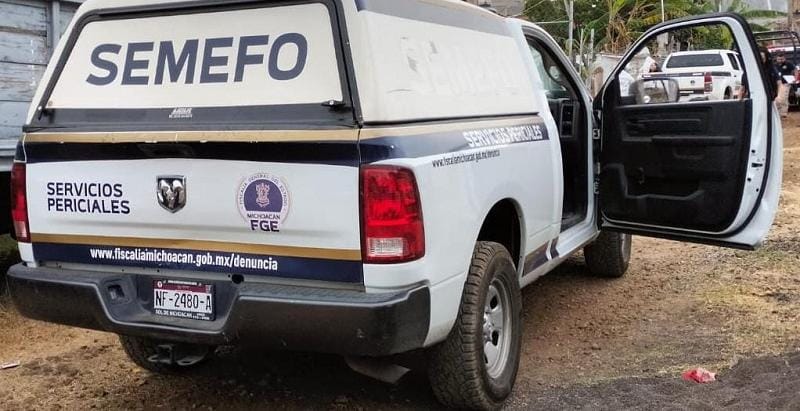 Adulto mayor muere de manera repentina en la vía pública de la colonia 5 de Mayo en Lázaro Cárdenas