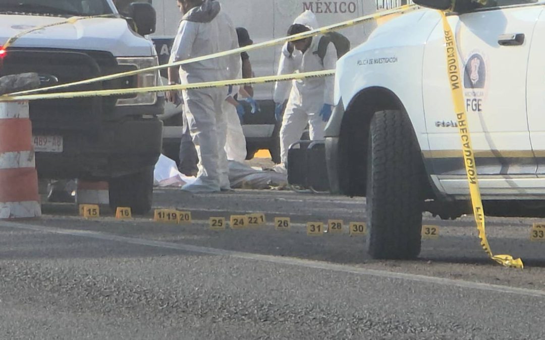 Violencia sacude Texticuitzeo: abandonan cuatro cuerpos descuartizados y se registra incendio de comercios