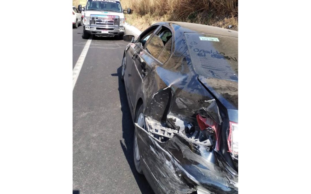 Choque vehicular en la Autopista Siglo XXI moviliza a cuerpos de auxilio en Santa Casilda.