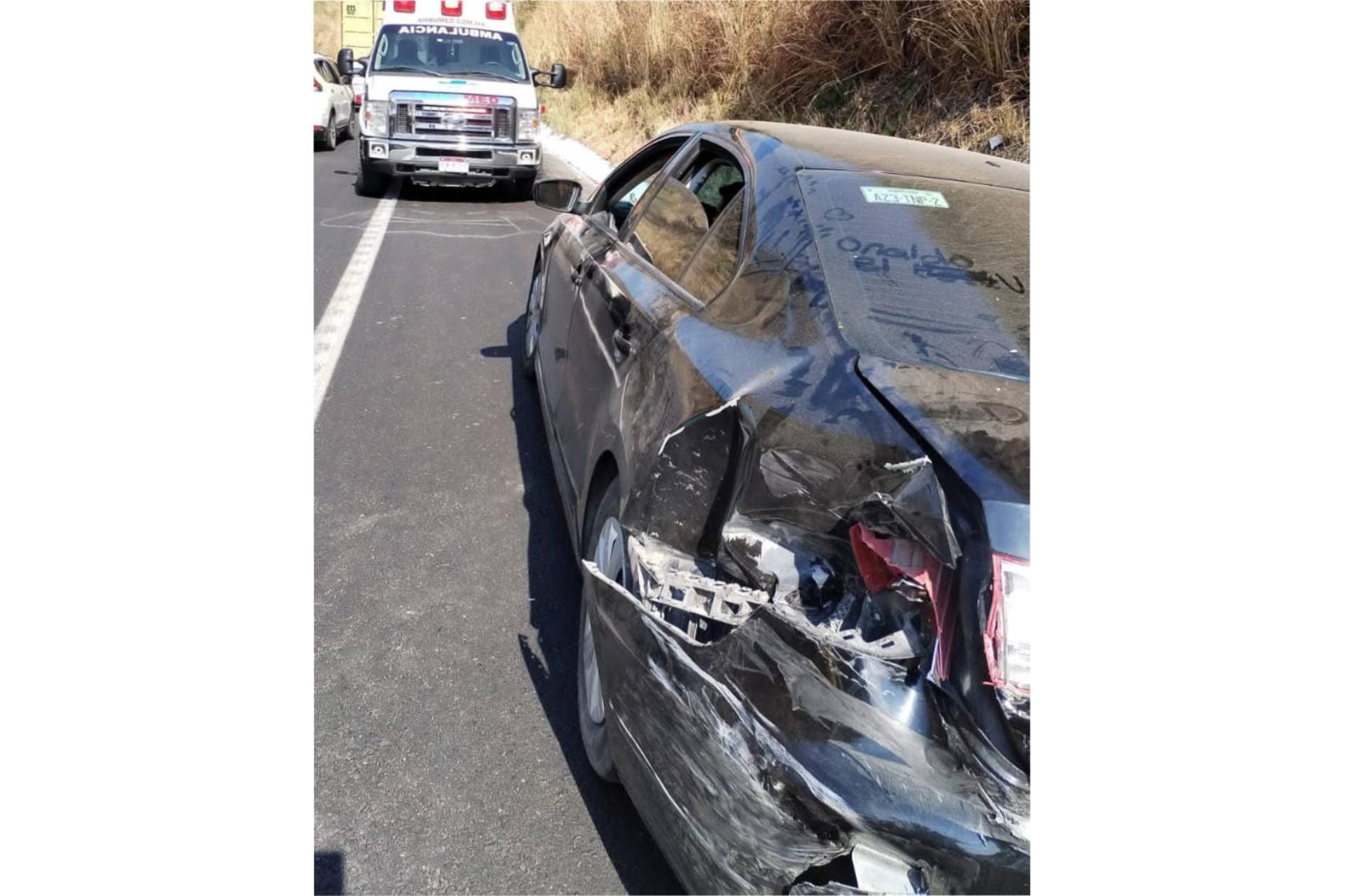 Choque vehicular en la Autopista Siglo XXI moviliza a cuerpos de auxilio en Santa Casilda.