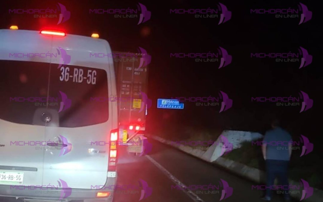 Volcadura en la Autopista Siglo XXI deja una menor lesionada, en la demarcación de Múgica.