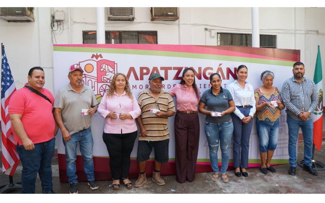 Gobierno de Apatzingán acerca Programa de Apoyo Directo a familias con vínculos en EE.UU.