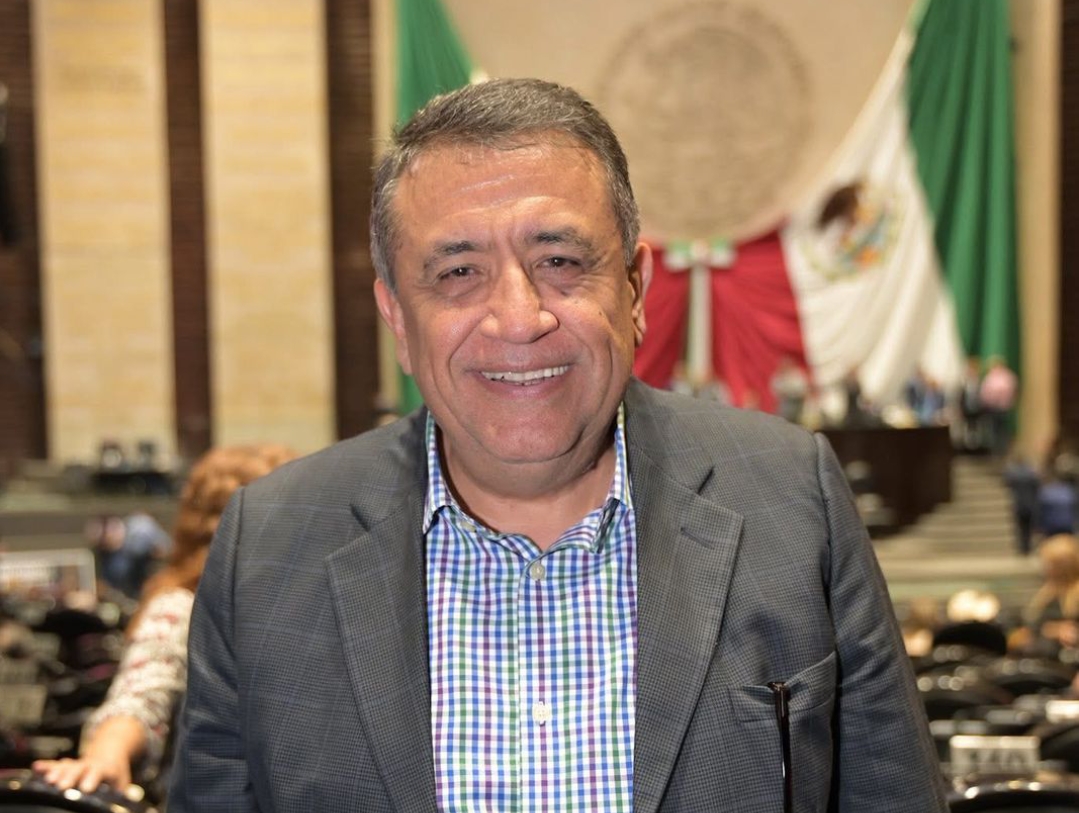 Tu Jefe o Patrón, ya no podrá llamarte fuera de tu horario: Diputados aprueban el derecho a la desconexión digital.