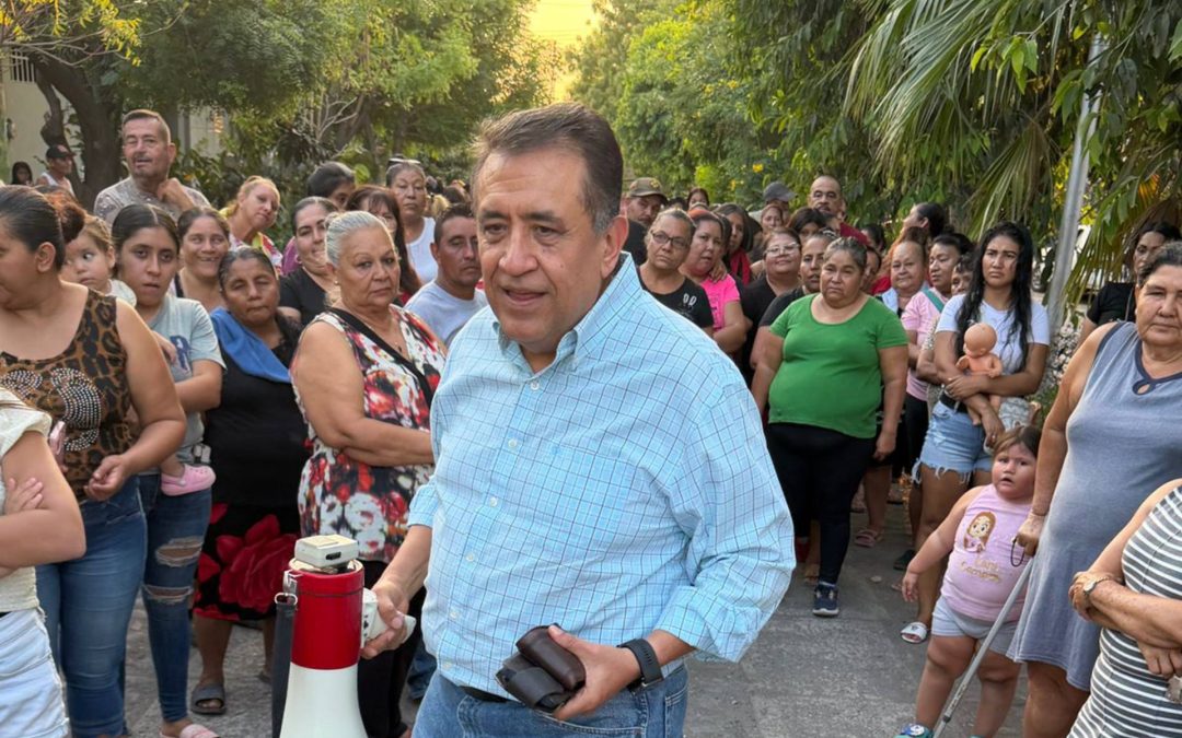 Cruz Lucatero pone en marcha programa de abasto popular en Apatzingán.